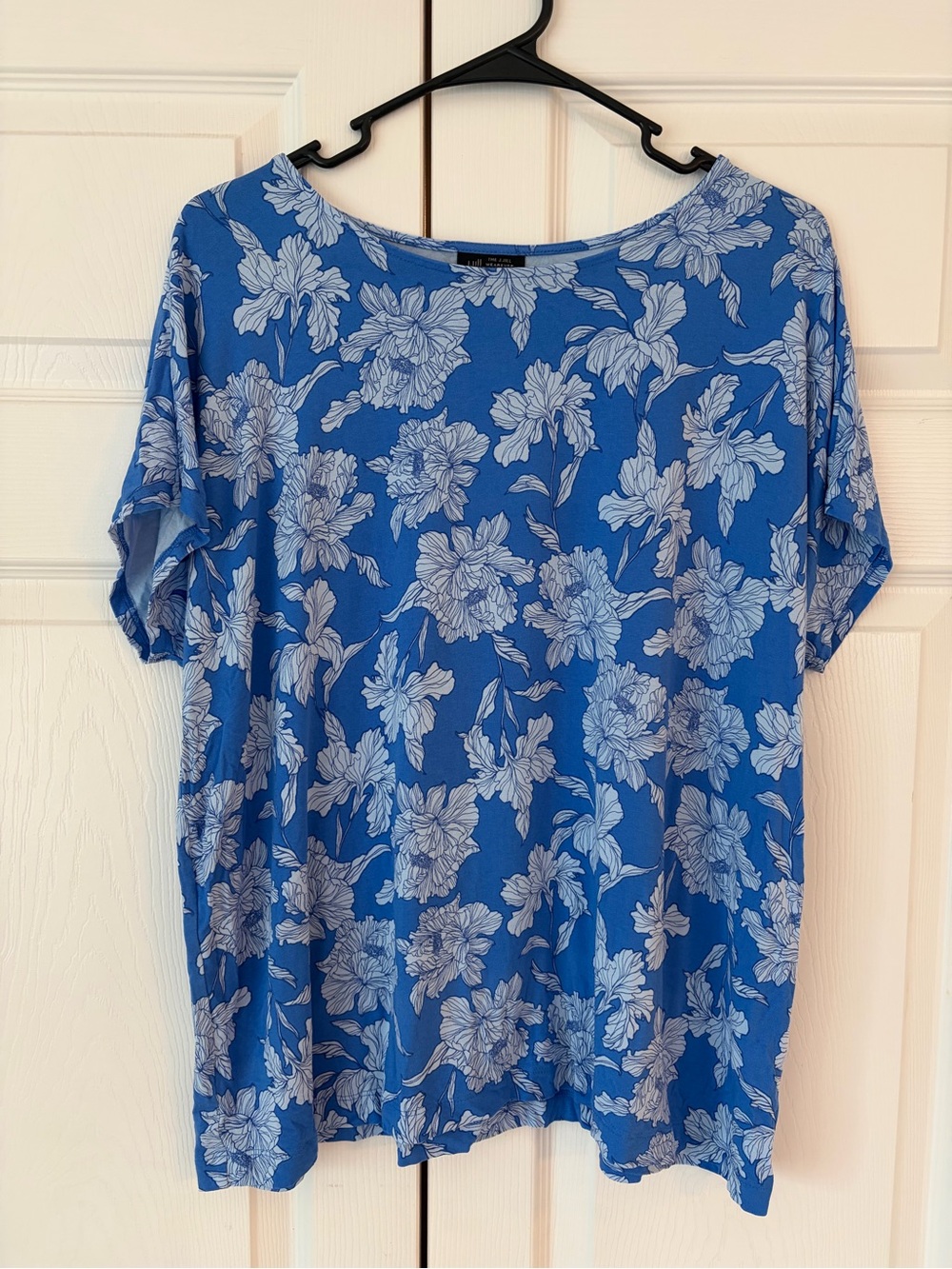 NWOT J.Jill Wearever Collection Blue Flower Print Tunic Blouse Shirt Size L